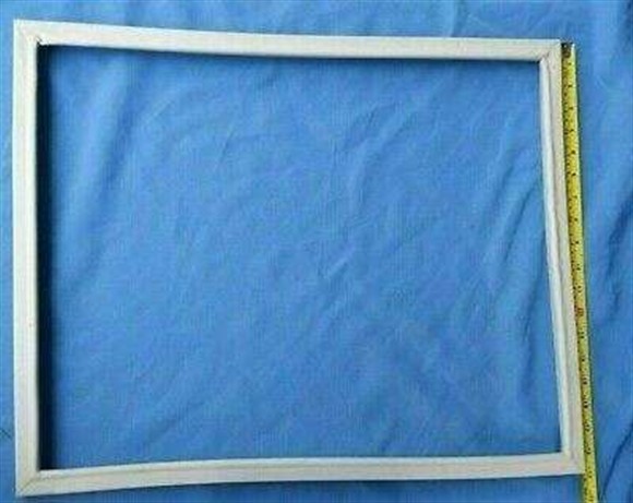 Picture of OEM Whirlpool Refrigerator Door Gasket (White) WP61004003