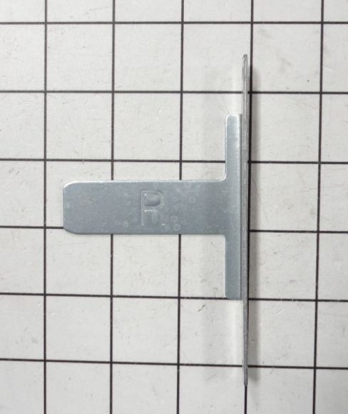 Picture of OEM Frigidaire Clip 7154654701