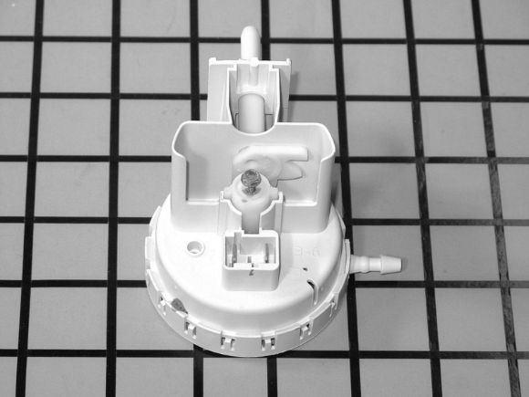 Picture of OEM Whirlpool Washer Water-Level Pressure Switch WPW10450959