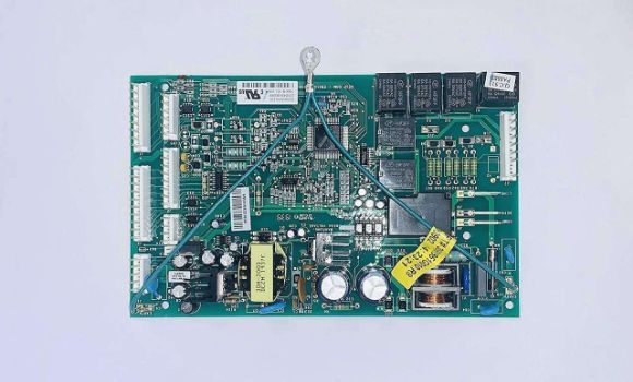 Picture of GE Refrigerator Main Control Board WR55X26119